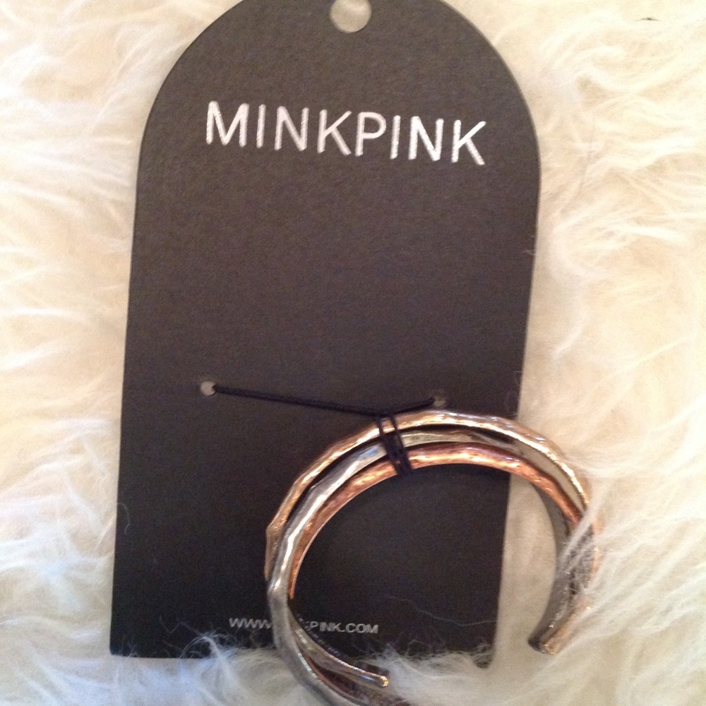Sale!Mink pink twig bracelet trio 💕